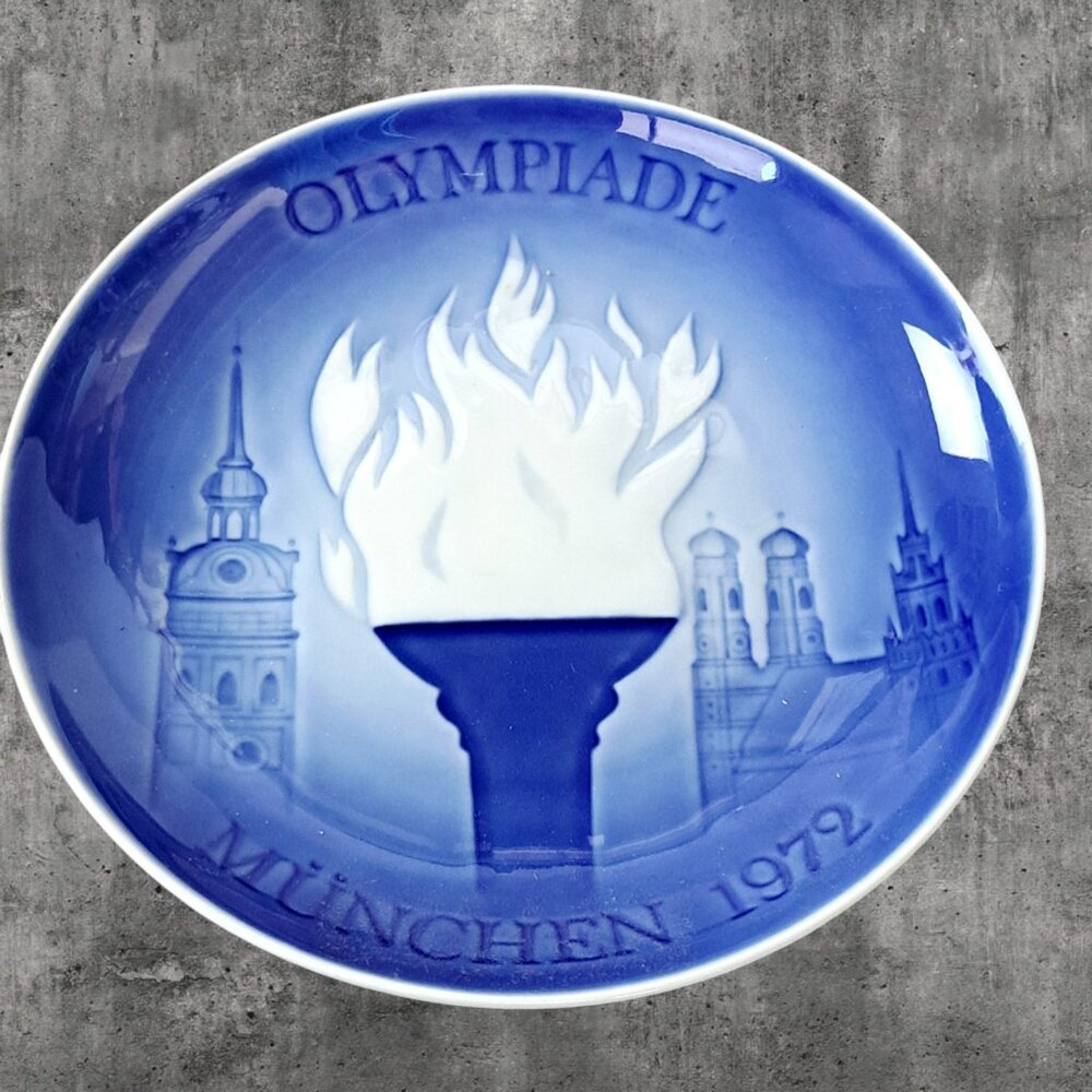 1972 Bing & Grondahl Munchen Olympic Games First Issue Plate